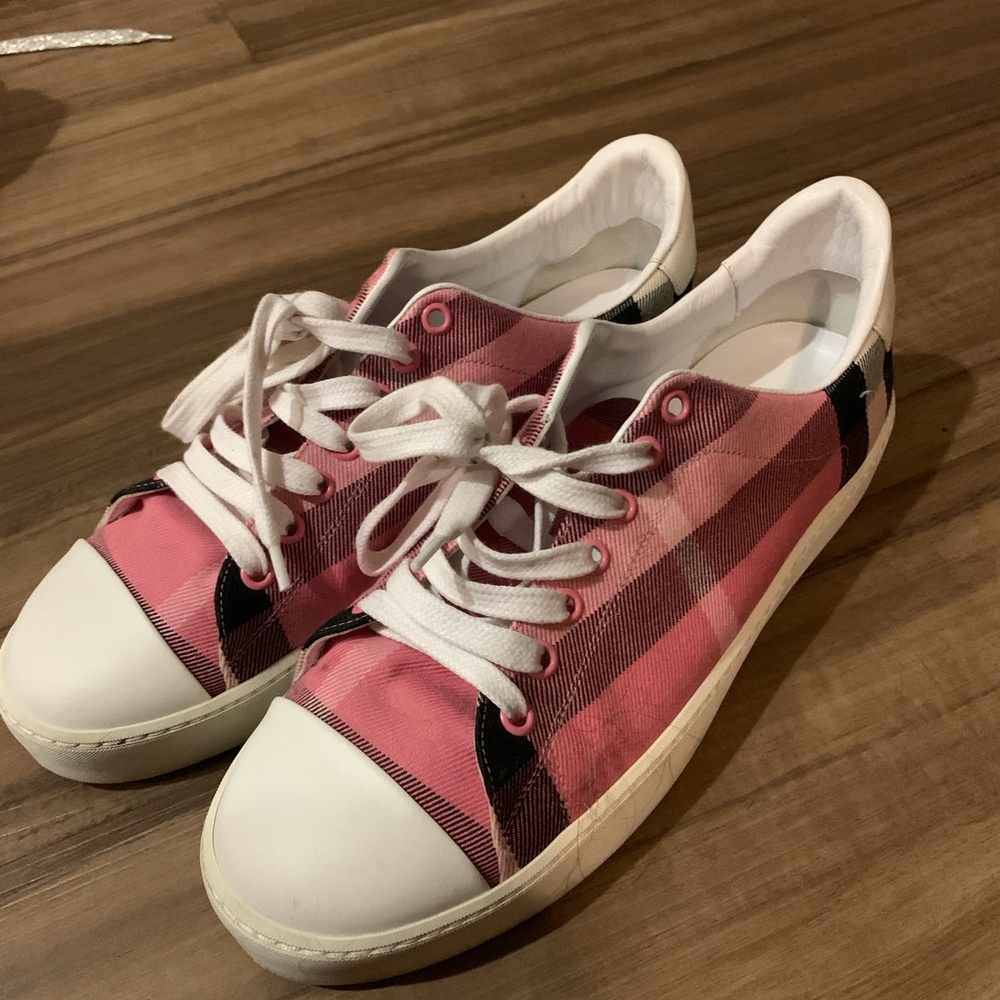 Burberry westford pink plaid sneakers